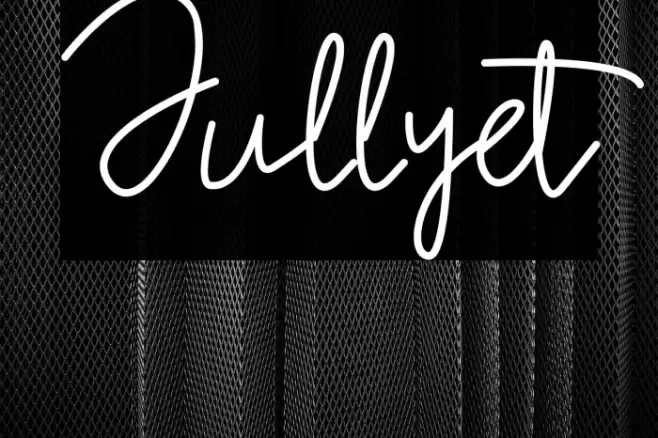 Jullyet Font examples
