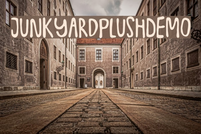 JunkyardPlushDEMO Font examples