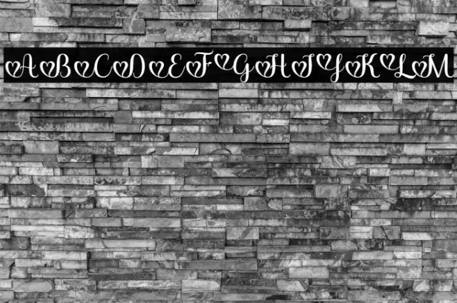 jullyjulia Font examples