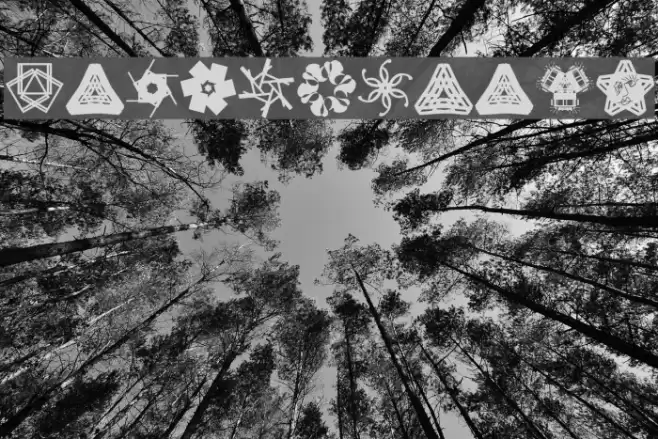 KaleidoBats Font examples