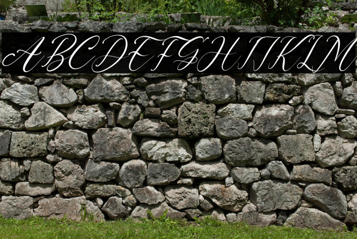 Kalindaty Alintaria Italic Example 1