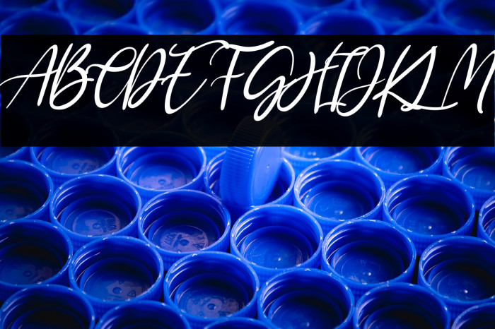 Kayliee Mightness Italic Example 1