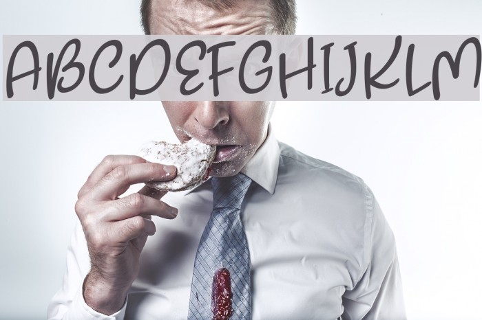 Kayskew October Eleven Schriftart examples