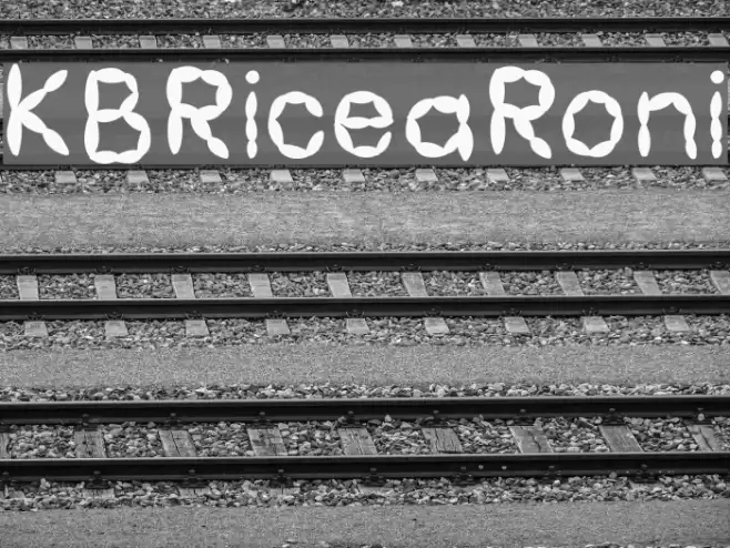 KBRiceaRoni Font examples