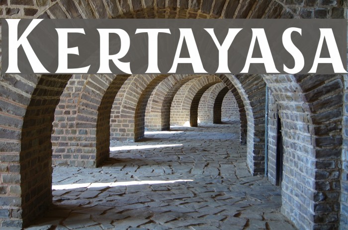 Kertayasa Font examples