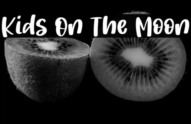 Kids On The Moon Font examples