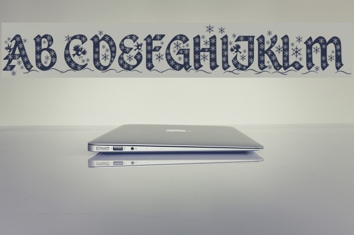 Kingthings Christmas Font examples