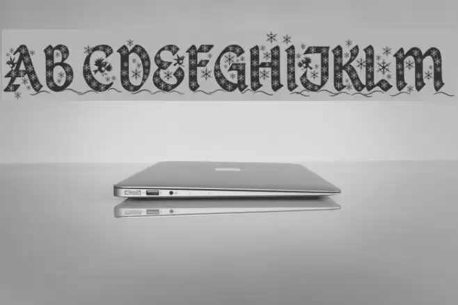 Kingthings Christmas Font examples