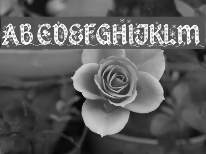 Kingthings Christmas Font examples