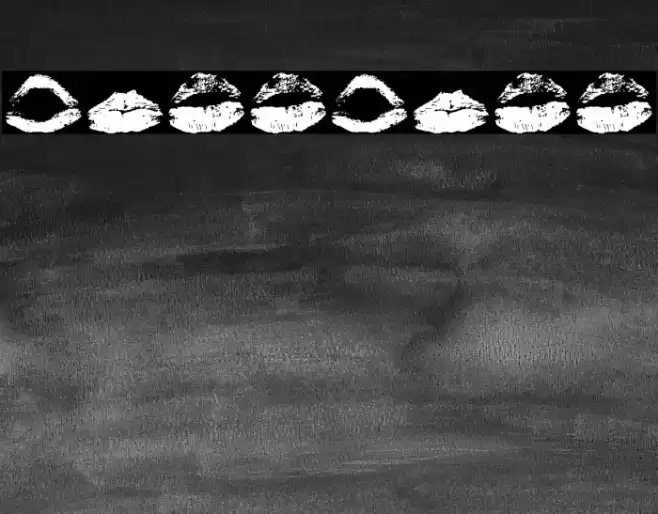 KissKiss Font examples