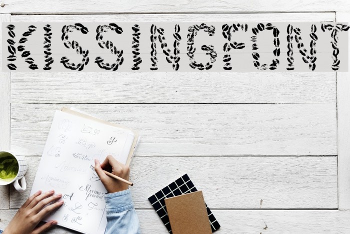 Kissingfont Font examples