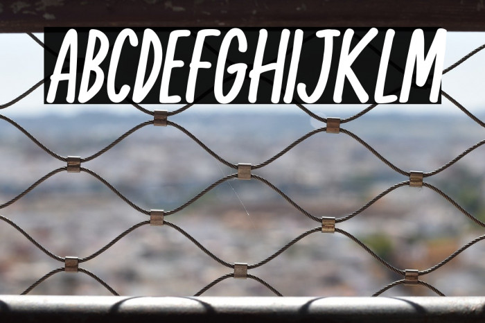 KomixCon Bold Italic Example 1