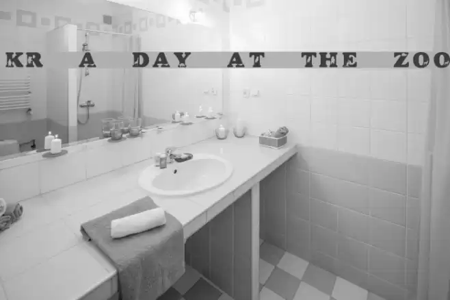 KR A Day At The Zoo Font examples