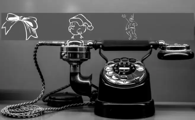 KR Christmas Jewels 2005 3 Font examples