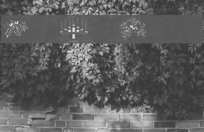 KR Christmas Jewels 2005 4 Font examples