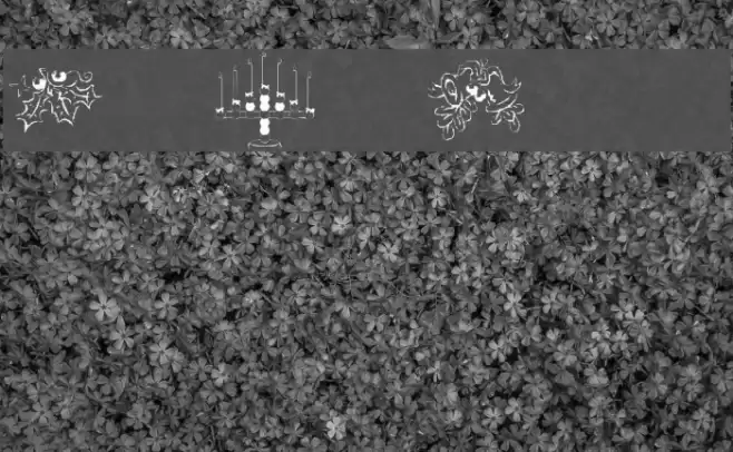 KR Christmas Jewels 2005 4 Font examples