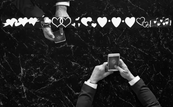 KR Hearts Along Font examples