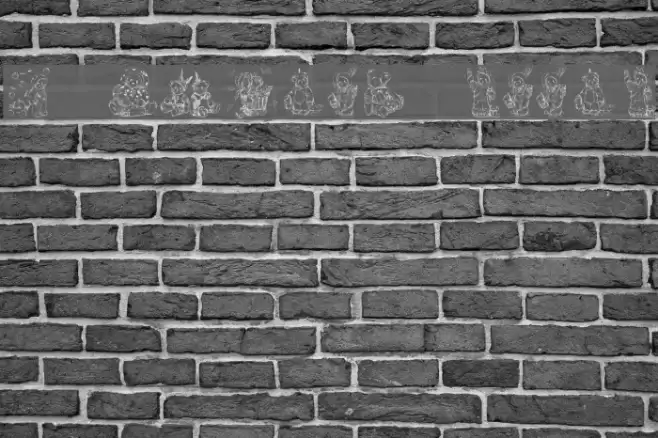 KR Holiday Teddies Font examples