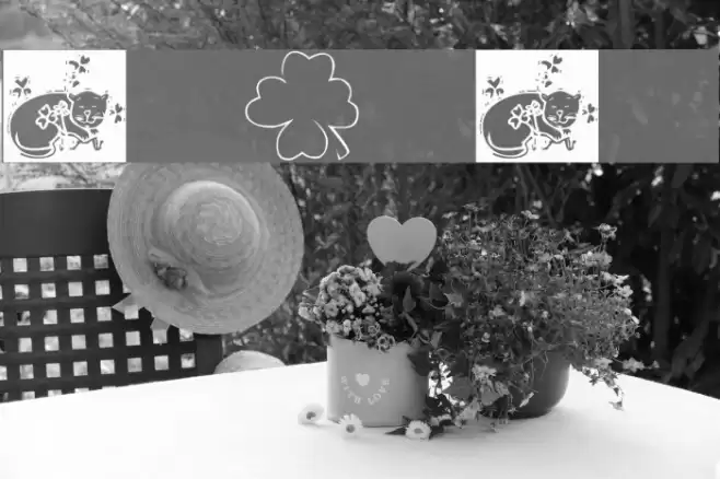 KR Irish Kat 3 Font examples