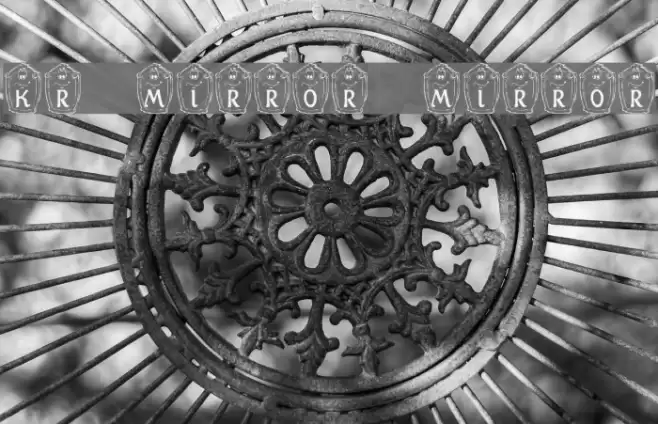 KR Mirror Mirror Font examples