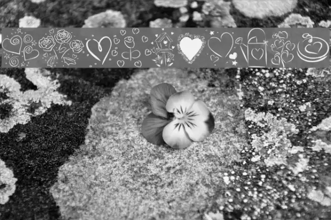 KR Valentines 2006 Font examples