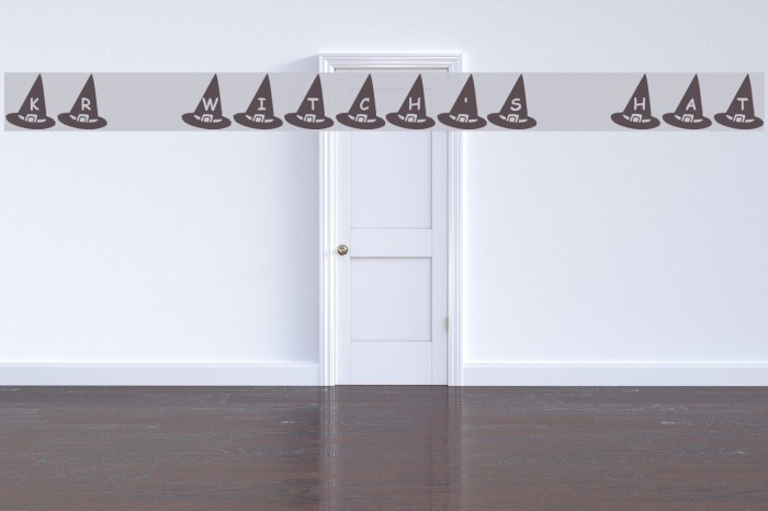 KR Witch's Hat Font examples