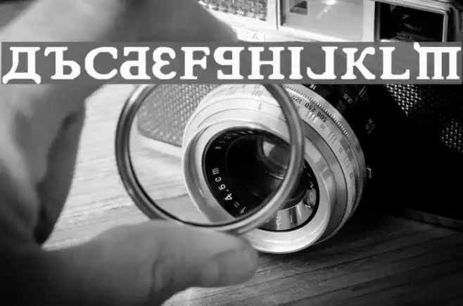 Kremlin Comrade Fonte examples