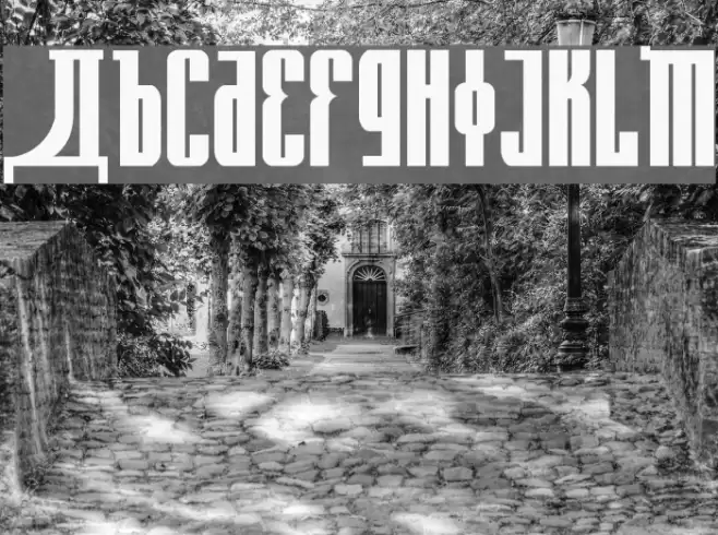 Kremlin Emperor Bold Font examples