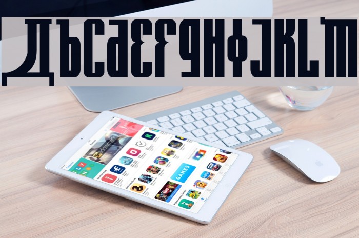 Kremlin Emperor Bold Font examples
