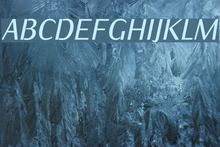 KurierCondMedium-Italic Font examples