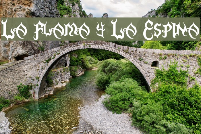 La Flama y La Espina Schriftart examples