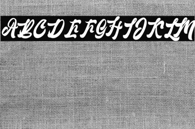 Lantenia Regular Font examples