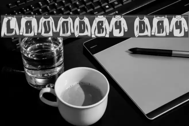 Laundry Day Font examples