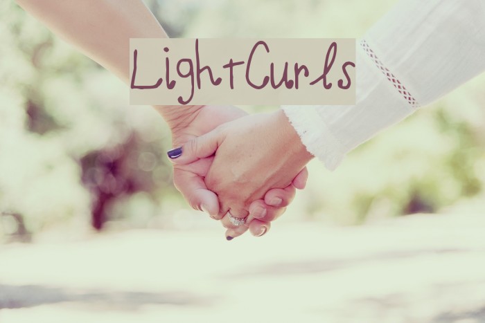 LightCurls फ़ॉन्ट examples