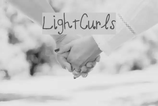 LightCurls फ़ॉन्ट examples