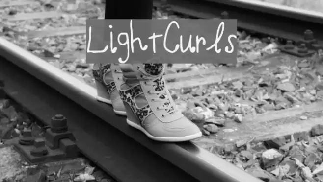 LightCurls फ़ॉन्ट examples