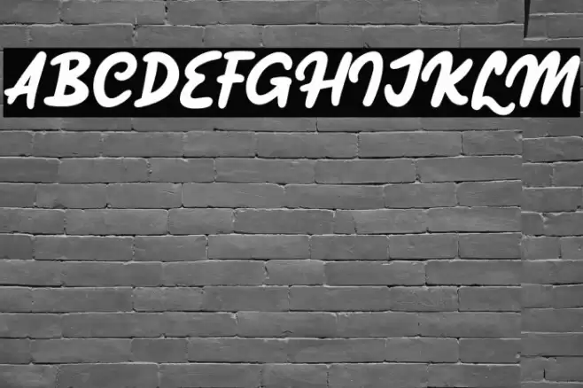 Lilac Smile Caratteri examples