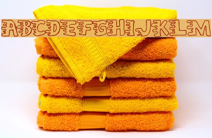 Liquidy Bulbous Font examples
