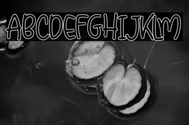 Little Clusters Outline Demo Font examples