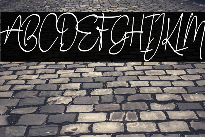 Little Queen Signature Example 2