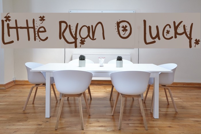 Little Ryan O Lucky Schriftart examples
