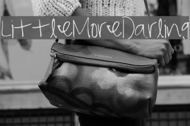 LittleMoreDarling Font examples