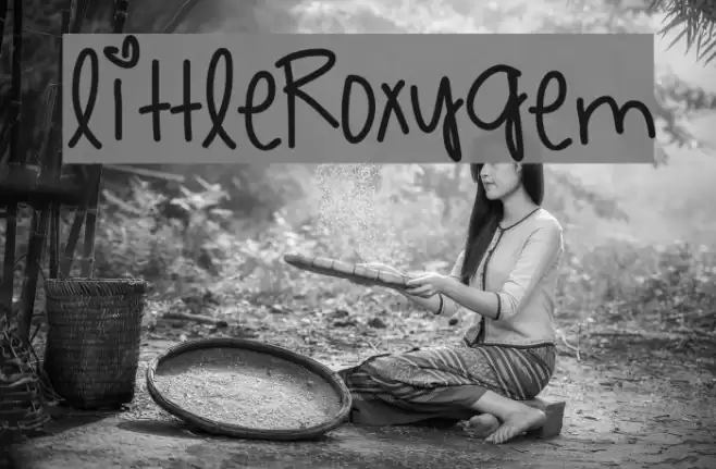 LittleRoxyGem Font examples