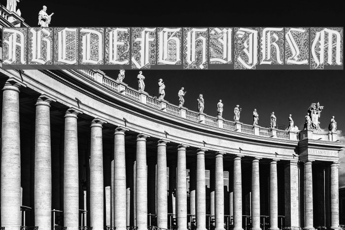 LiturgischZierbuchstaben Font examples
