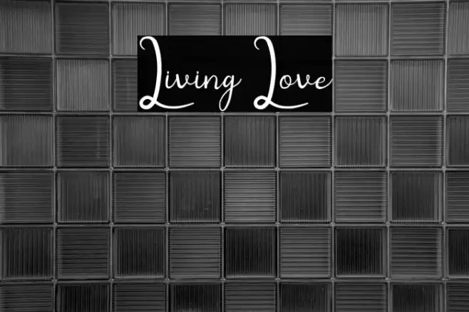 Living Love Font examples