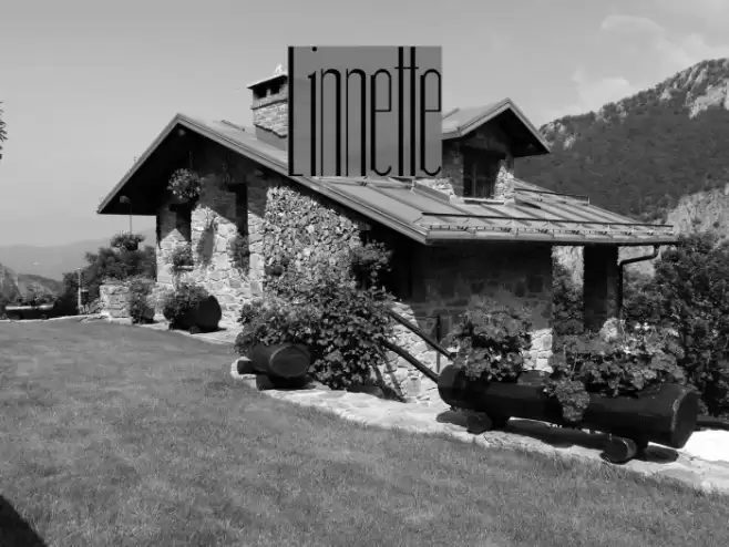 linnette Font examples