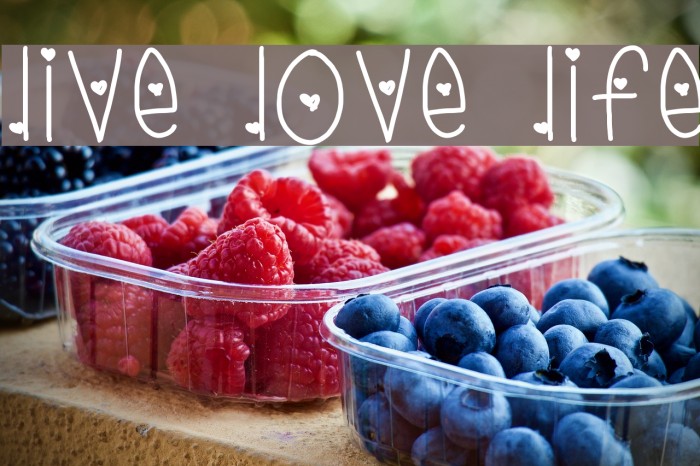 live love life Font examples