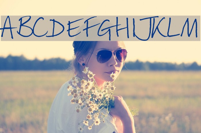 lizzielongstocking Font examples