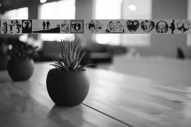 LM Romantix Font examples