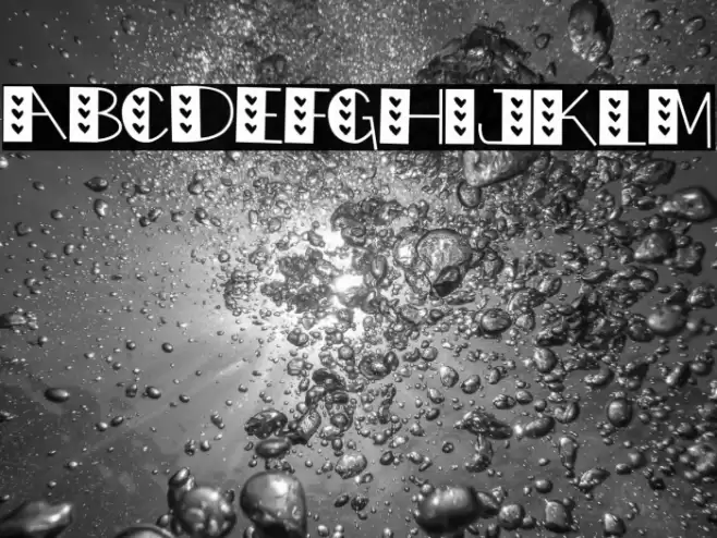 LOVE doly Font examples